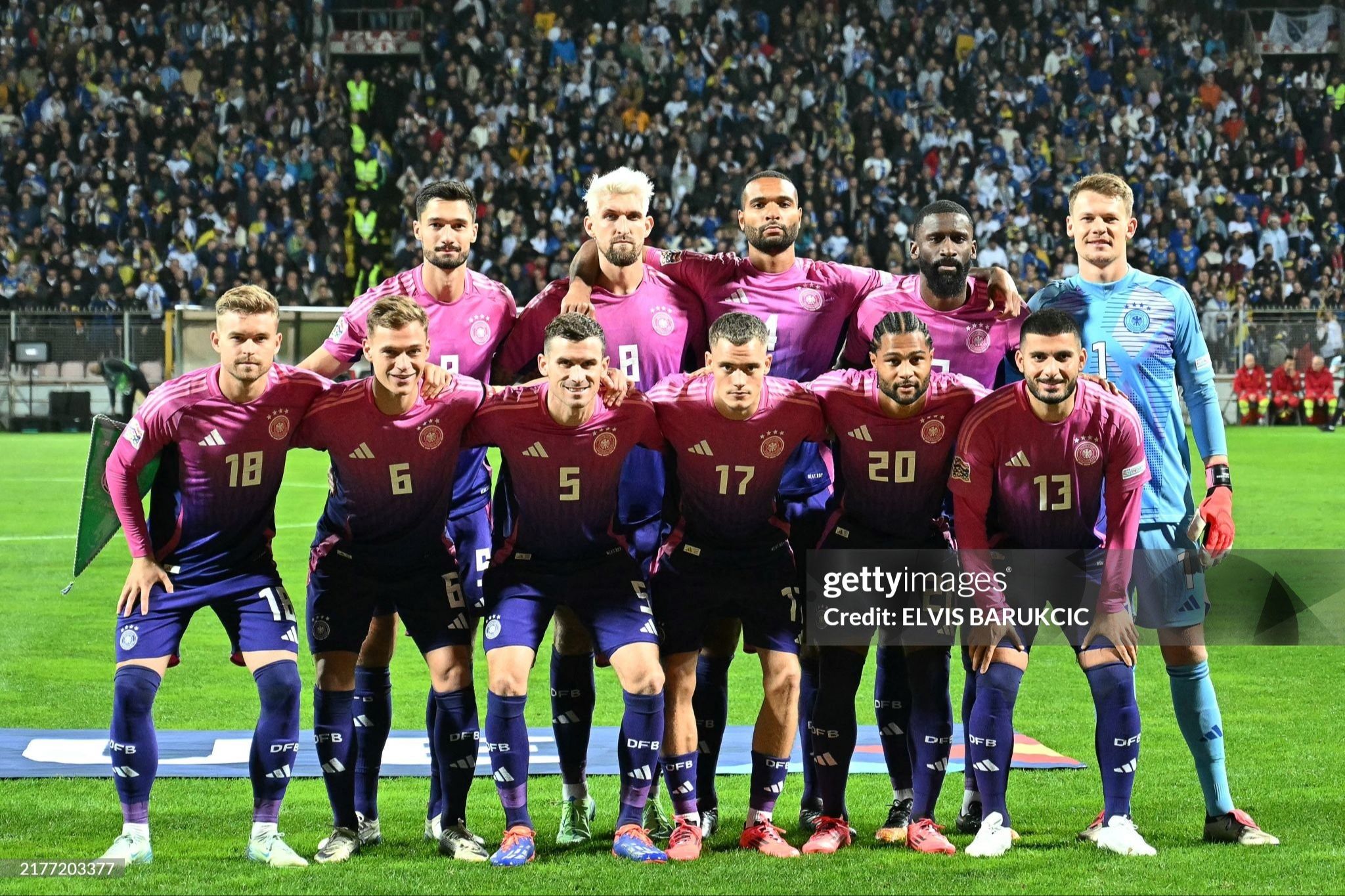 欧洲国家队披挂上阵争夺足球荣耀